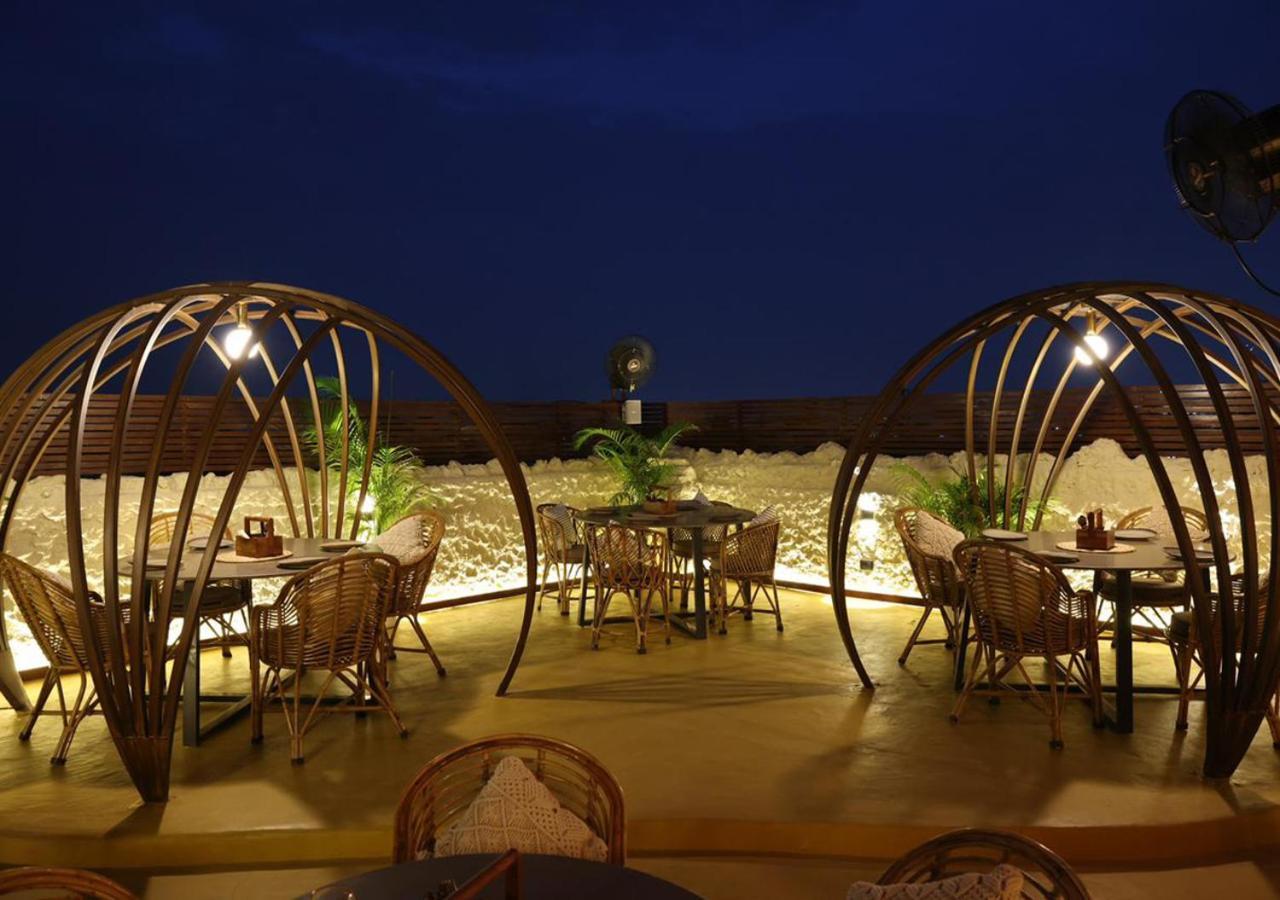 Hotel Town Grand Patel Nagar Neu-Delhi Exterior foto