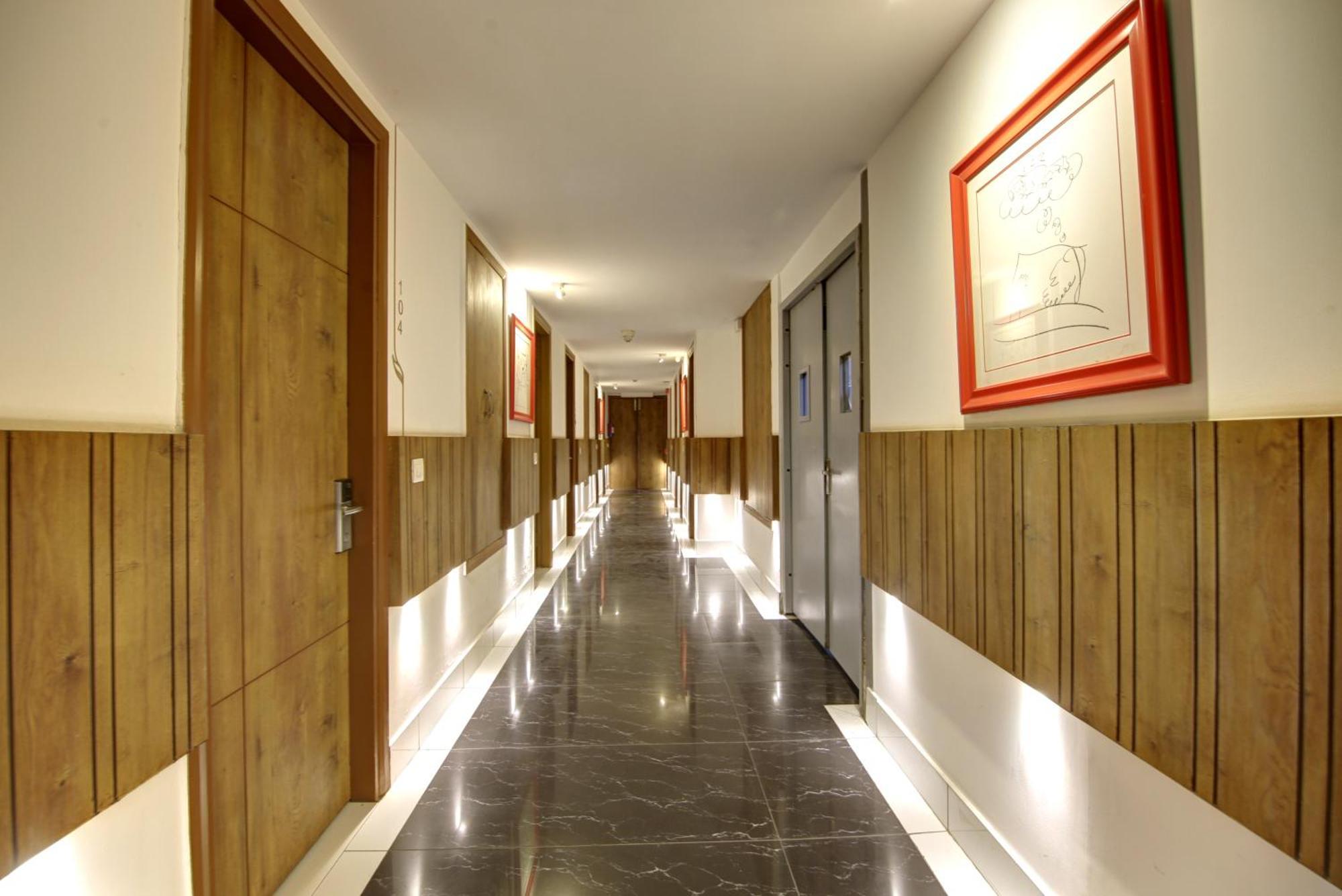 Hotel Town Grand Patel Nagar Neu-Delhi Exterior foto